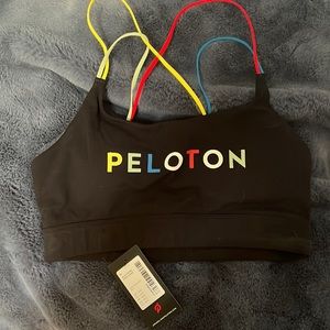 NWT Peloton strappy speed up bra